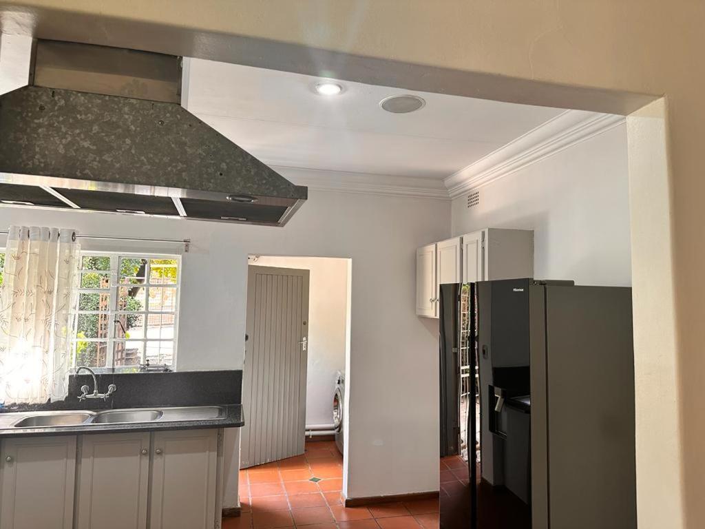 Woods Guest House Middelburg  Esterno foto