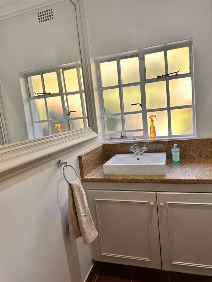 Woods Guest House Middelburg  Esterno foto