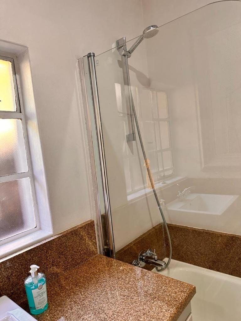 Woods Guest House Middelburg  Esterno foto