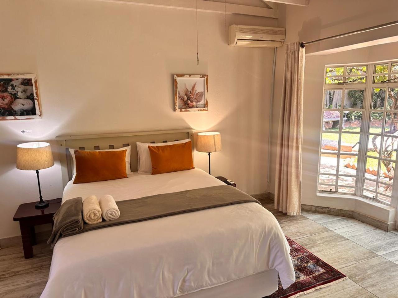 Woods Guest House Middelburg  Esterno foto